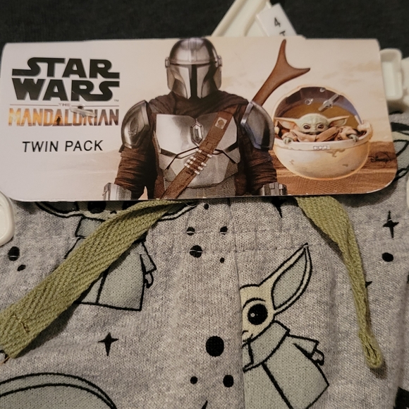 Disney Star wars Boys 4t shorts pk of 2.